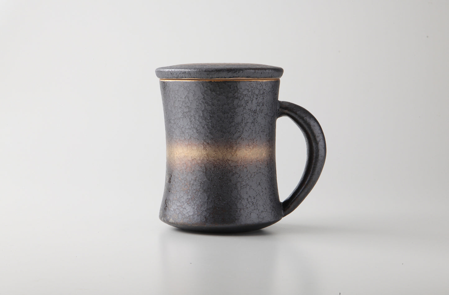 翔 shou -  特大 蓋付マグ（金）