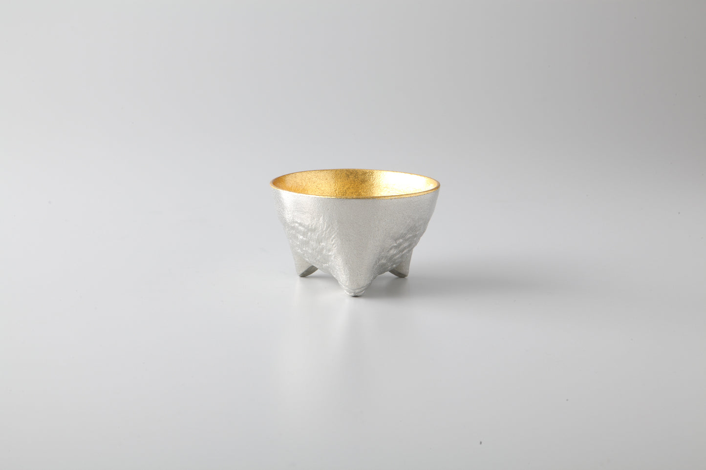 干支ぐい吞 午 金箔 - 610085