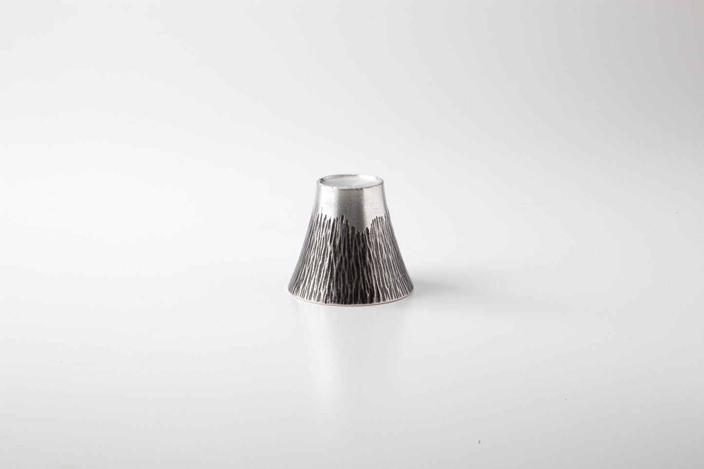 富士山 ぐい吞み 黒 - fug-k